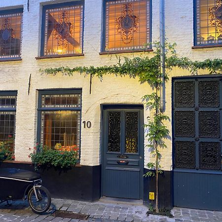 Bed and Breakfast Huyze Peerdenbrugghe Bruges Esterno foto