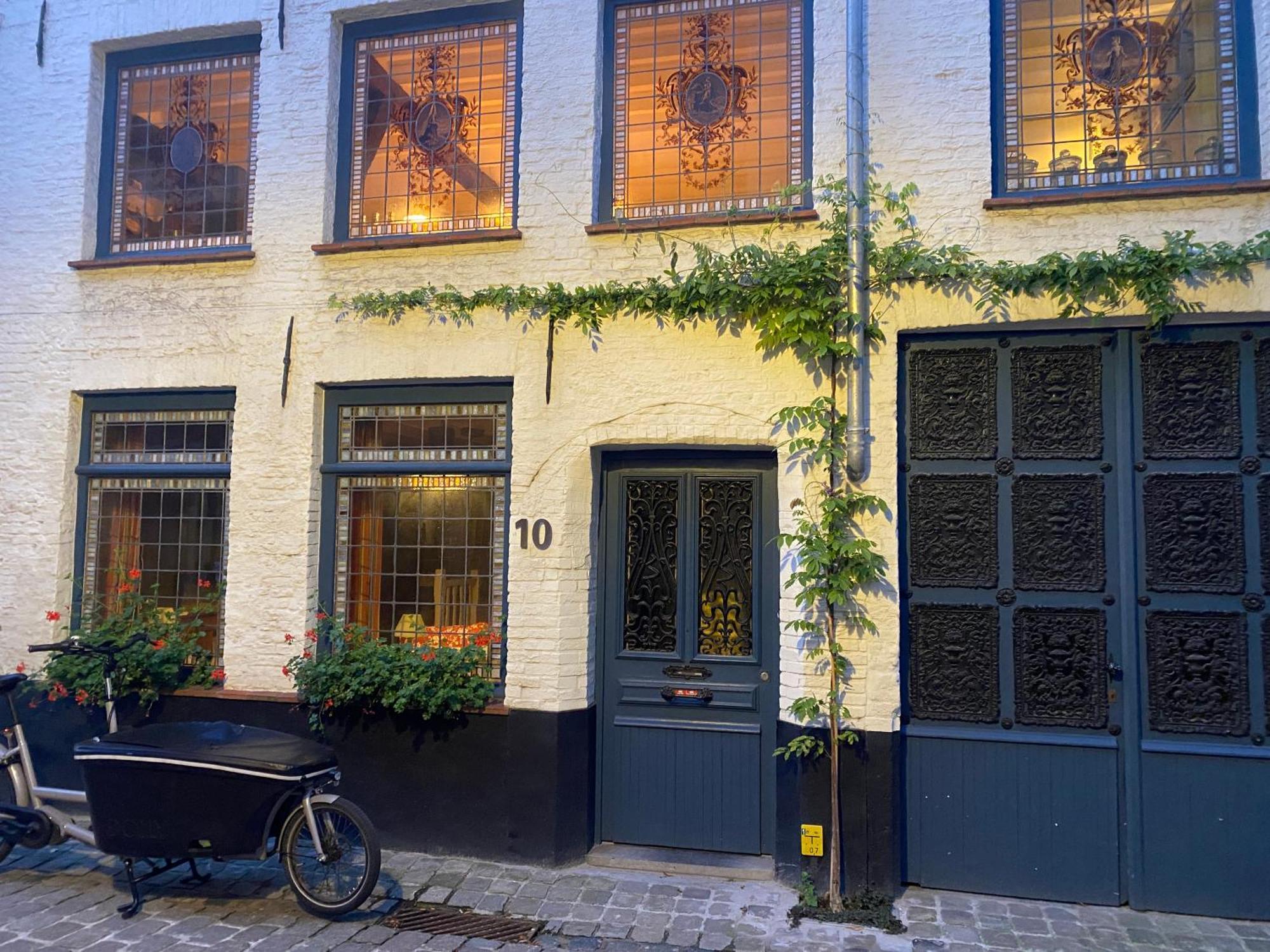 Bed and Breakfast Huyze Peerdenbrugghe Bruges Esterno foto